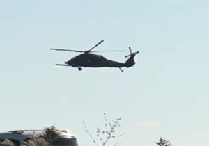 捜索救難活動を行うUH-60J