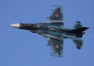 ベイパーを纏ったF-2